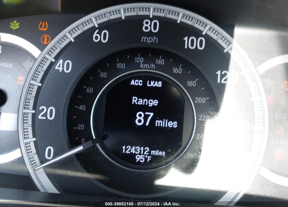 2017 HONDA ACCORD EX-L VIN: 1HGCR2F94HA161902