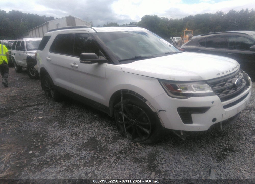 2018 FORD EXPLORER XLT VIN: 1FM5K8D86JGA75658
