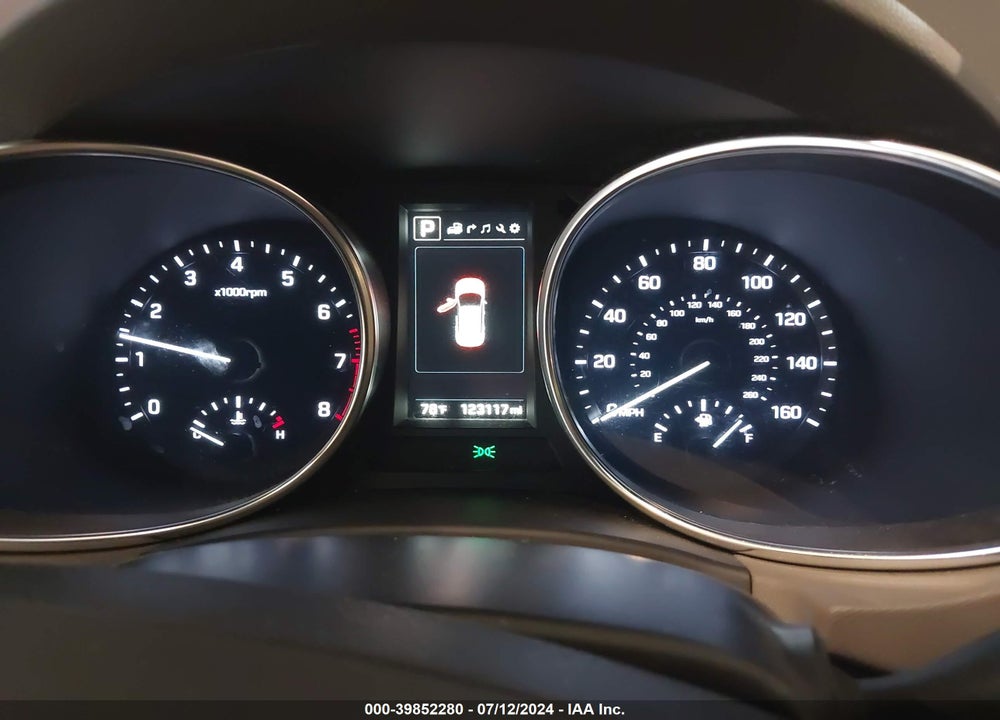 2017 HYUNDAI SANTA FE SPORT 2.4L VIN: 5NMZU3LB7HH051095