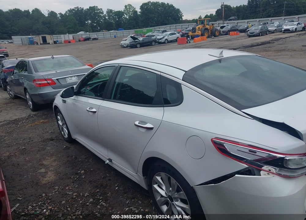 2018 KIA OPTIMA LX VIN: 5XXGT4L34JG253292