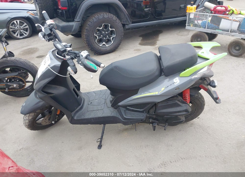 2022 KYMCO USA INC SUPER 8 150R/150X VIN: LC2D3J107NC200423