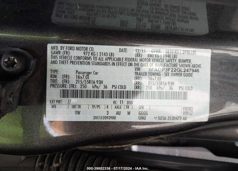 2016 FORD FOCUS SE VIN: 1FADP3F22GL247946