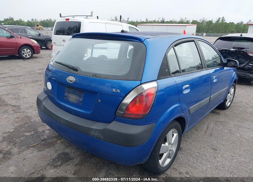 2009 KIA RIO5 SX VIN: KNADE243796438668