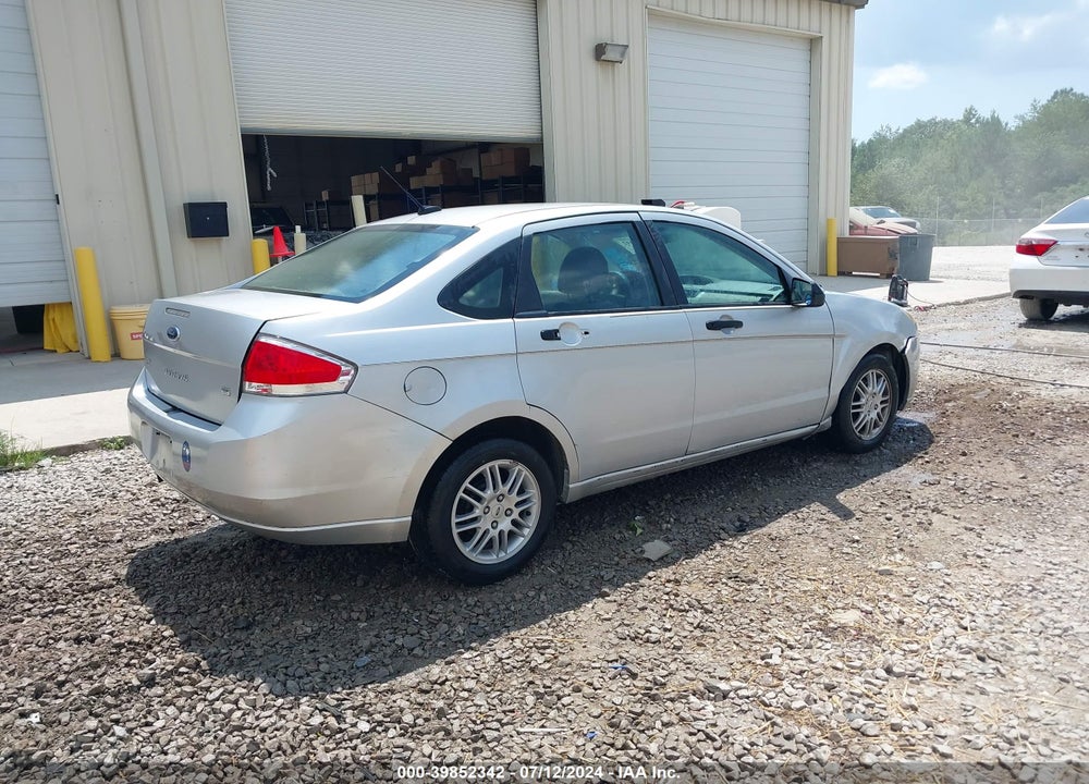 2010 FORD FOCUS SE VIN: 1FAHP3FN9AW285773