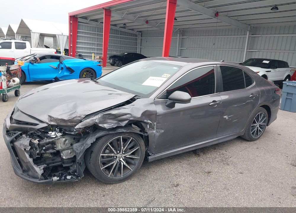 2021 TOYOTA CAMRY SE VIN: 4T1G11AK8MU412100