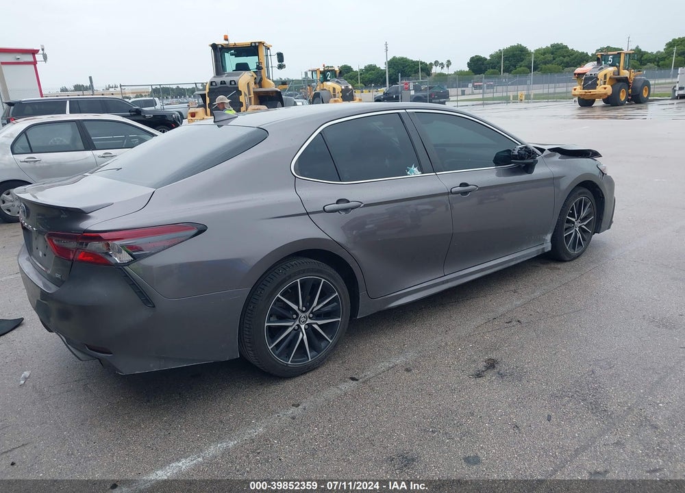 2021 TOYOTA CAMRY SE VIN: 4T1G11AK8MU412100
