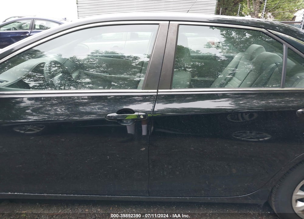 2015 TOYOTA CAMRY LE VIN: 4T1BF1FK1FU883111