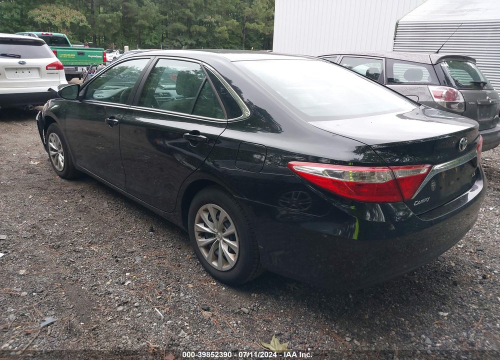 2015 TOYOTA CAMRY LE VIN: 4T1BF1FK1FU883111