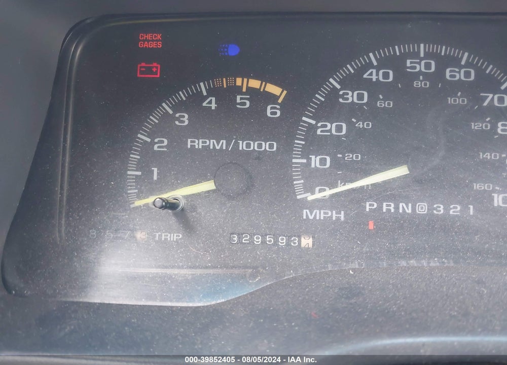 1996 GMC SIERRA C3500 VIN: 1GTHC39J8TE541909