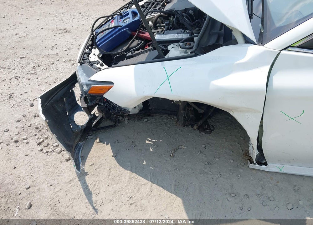 2020 TOYOTA CAMRY LE VIN: 4T1C11AK1LU360998