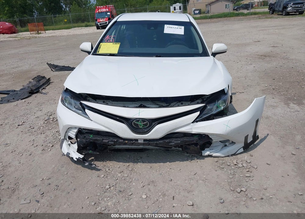 2020 TOYOTA CAMRY LE VIN: 4T1C11AK1LU360998