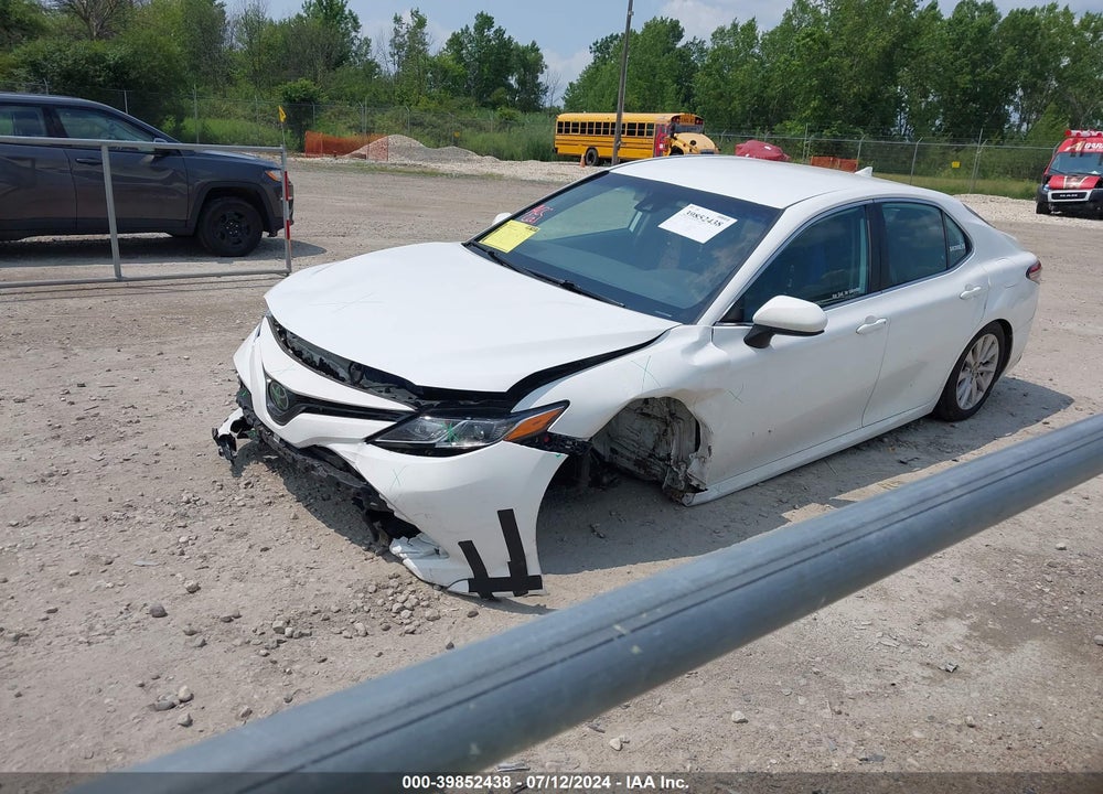 2020 TOYOTA CAMRY LE VIN: 4T1C11AK1LU360998