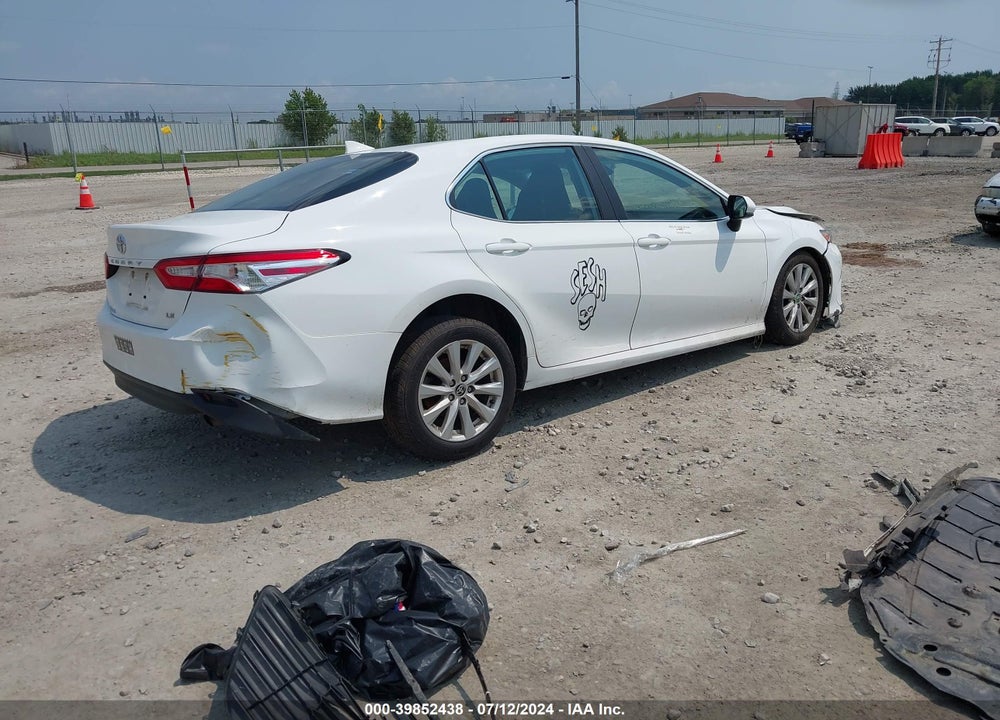 2020 TOYOTA CAMRY LE VIN: 4T1C11AK1LU360998