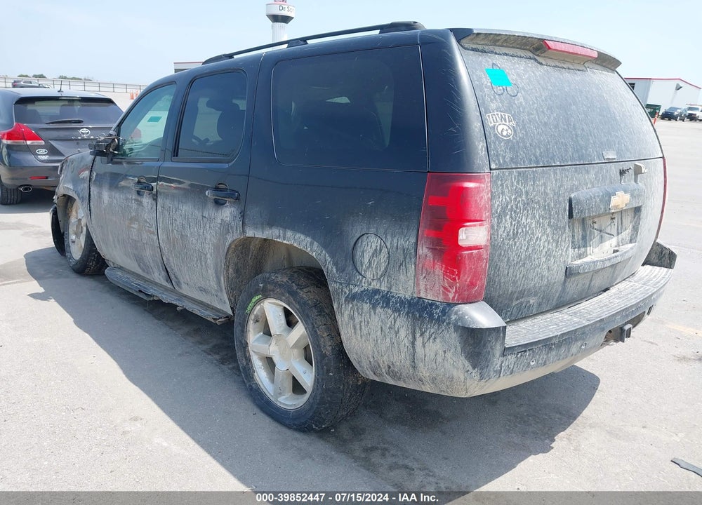 2007 CHEVROLET TAHOE LT VIN: 1GNFK13017R202302