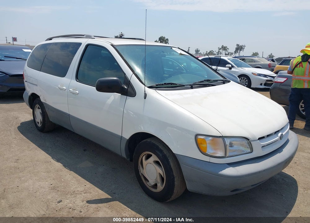 2000 TOYOTA SIENNA LE VIN: 4T3ZF13C2YU281498