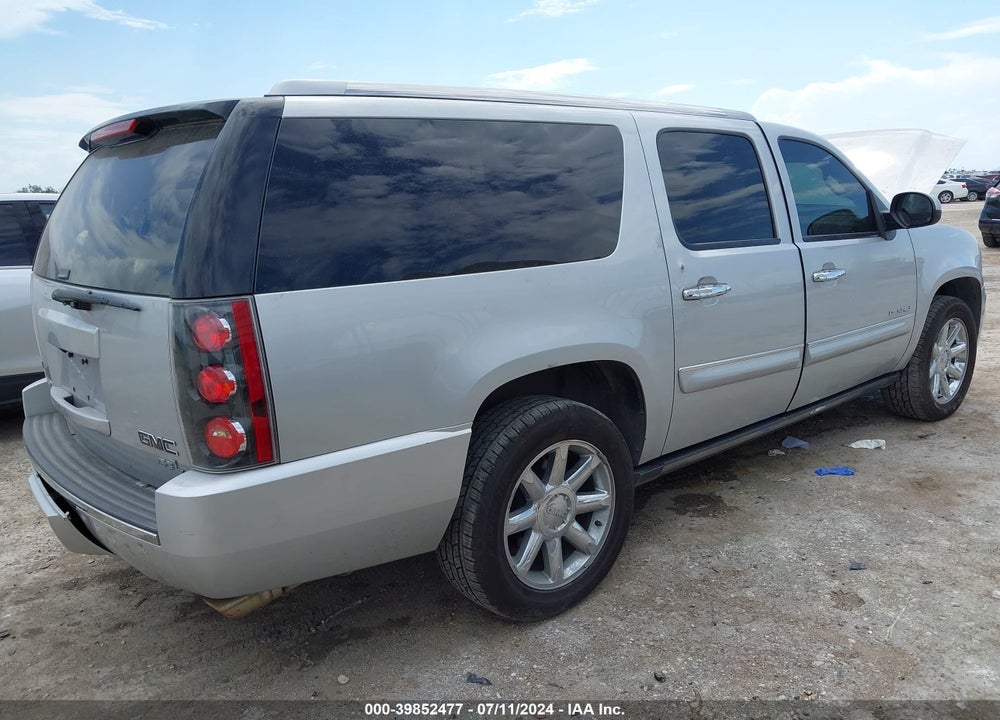 2012 GMC YUKON XL 1500 DENALI VIN: 1GKS2MEF9CR215646