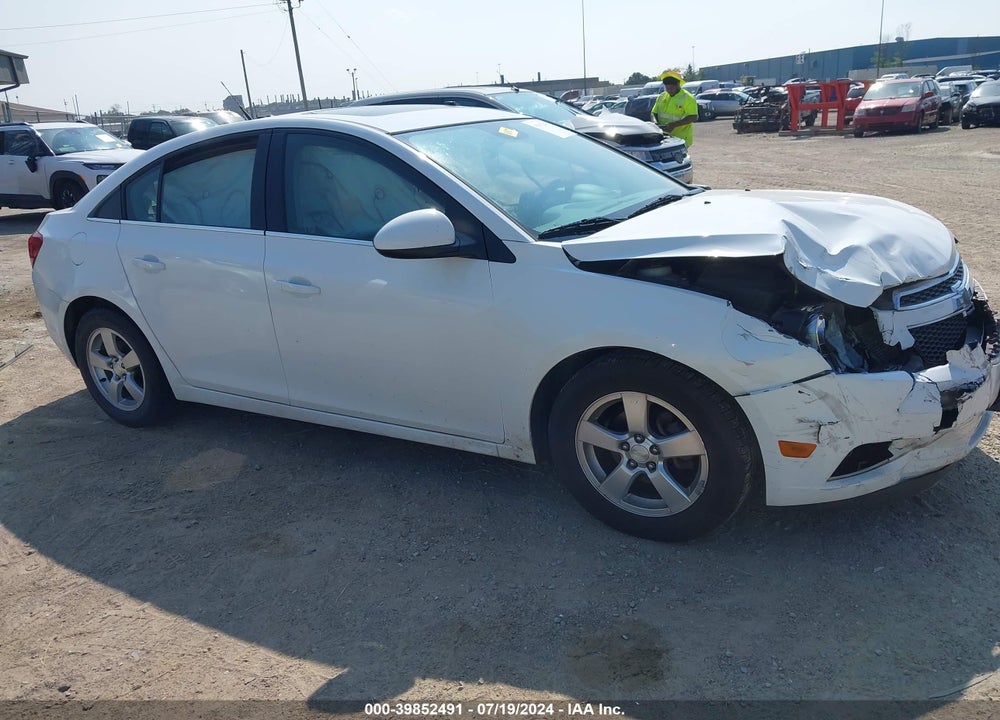 2014 CHEVROLET CRUZE 1LT AUTO VIN: 1G1PC5SB1E7373542