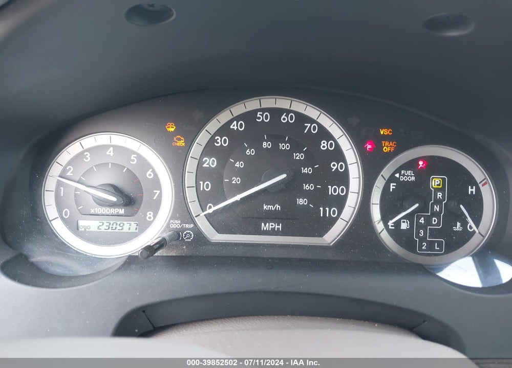 2005 TOYOTA SIENNA XLE VIN: 5TDZA22C25S256491
