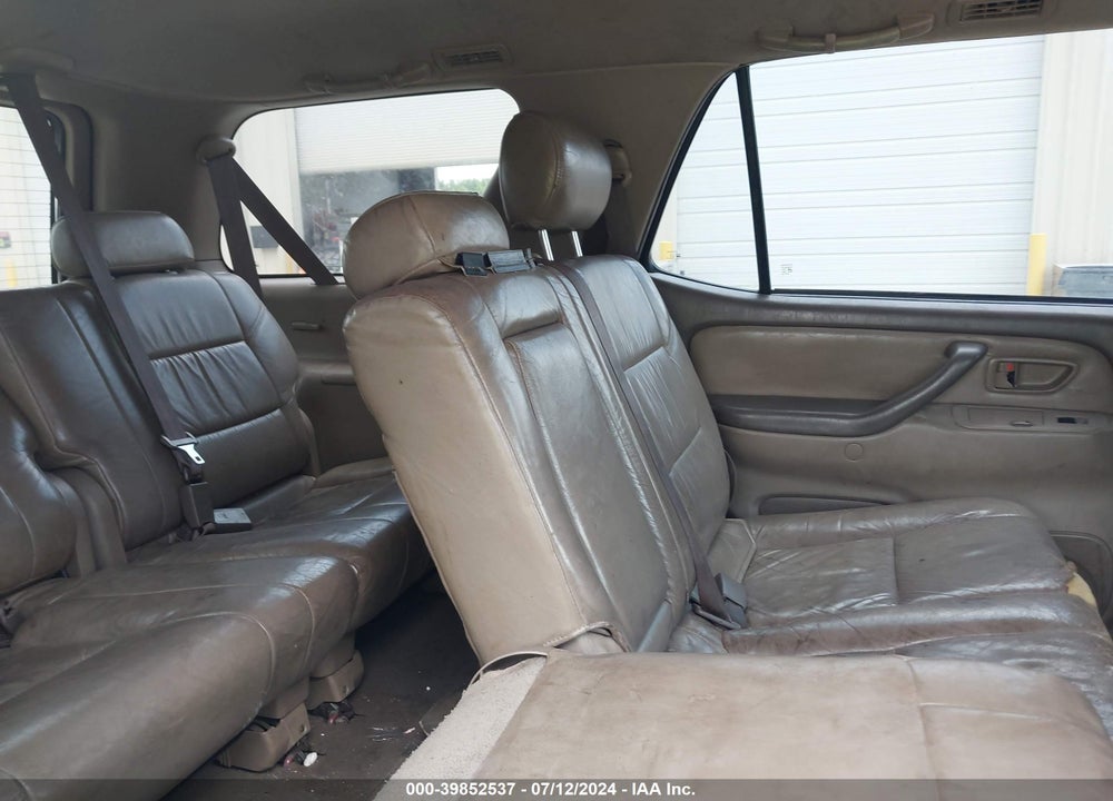 2002 TOYOTA SEQUOIA SR5 V8 VIN: 5TDZT34A02S081410