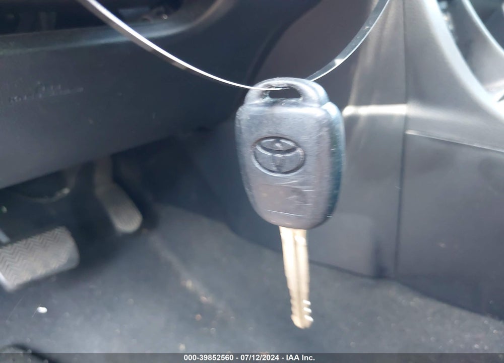 2015 TOYOTA COROLLA S PLUS VIN: 2T1BURHE9FC266522