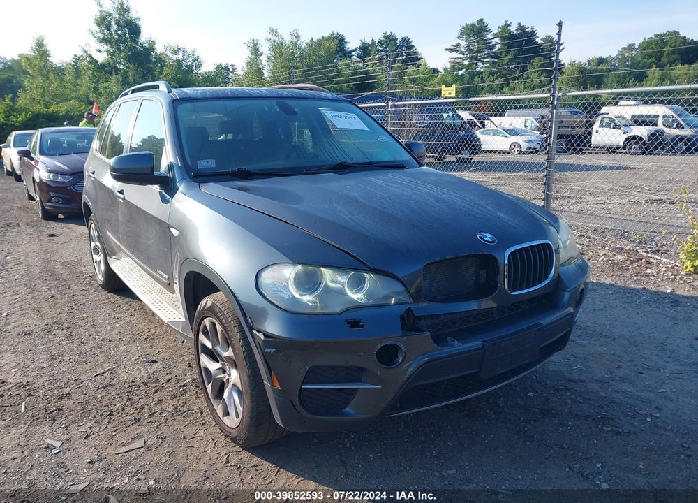2012 BMW X5 XDRIVE35I/XDRIVE35I PREMIUM/XDRIVE35I SPORT ACTIVITY VIN: 5UXZV4C53CL747021