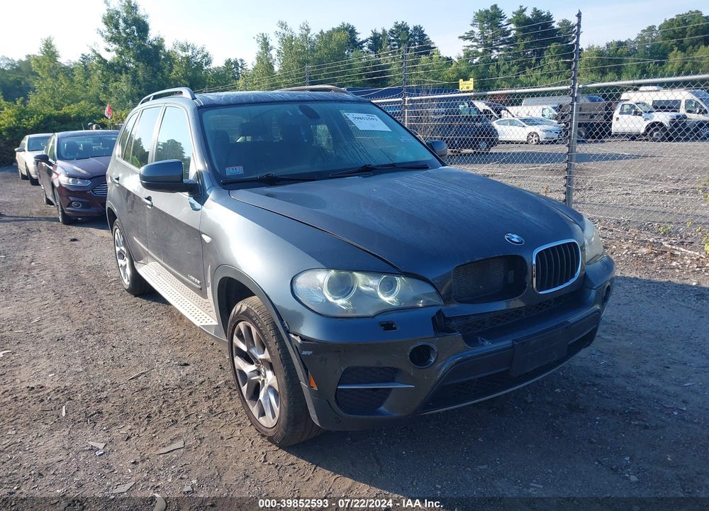 2012 BMW X5 XDRIVE35I/XDRIVE35I PREMIUM/XDRIVE35I SPORT ACTIVITY VIN: 5UXZV4C53CL747021