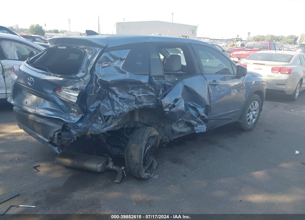2022 TOYOTA COROLLA CROSS L VIN: 7MUAAABG7NV023528