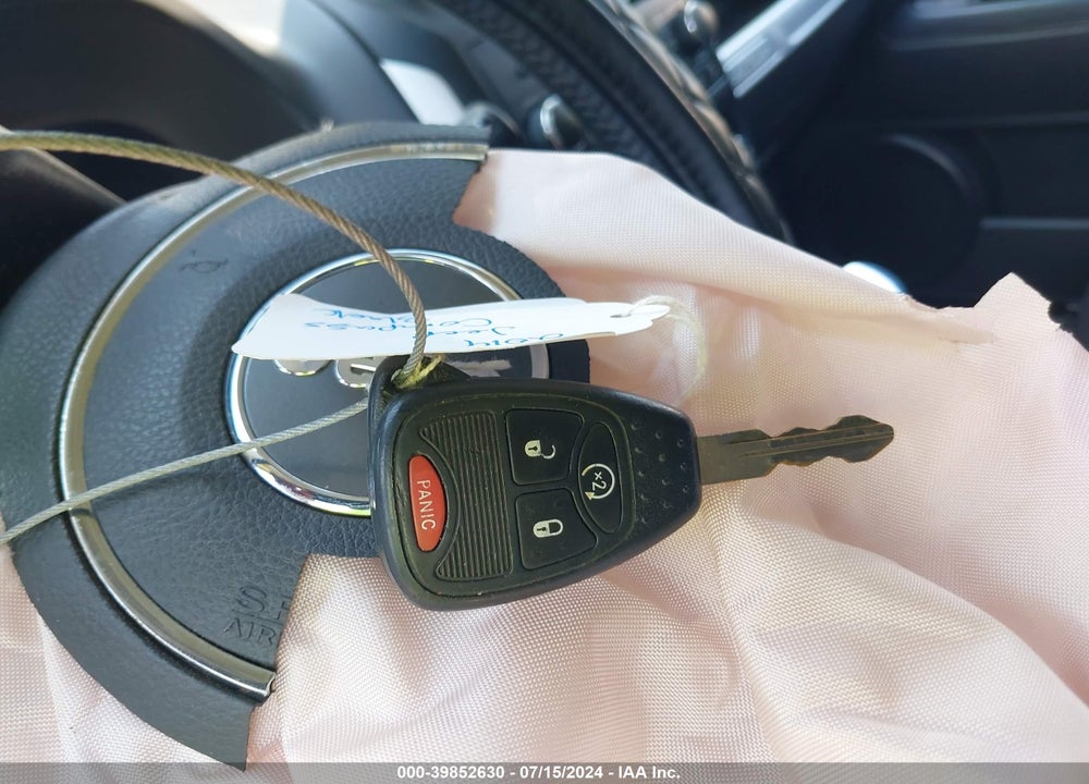 2014 JEEP COMPASS LATITUDE VIN: 1C4NJDEB1ED631716