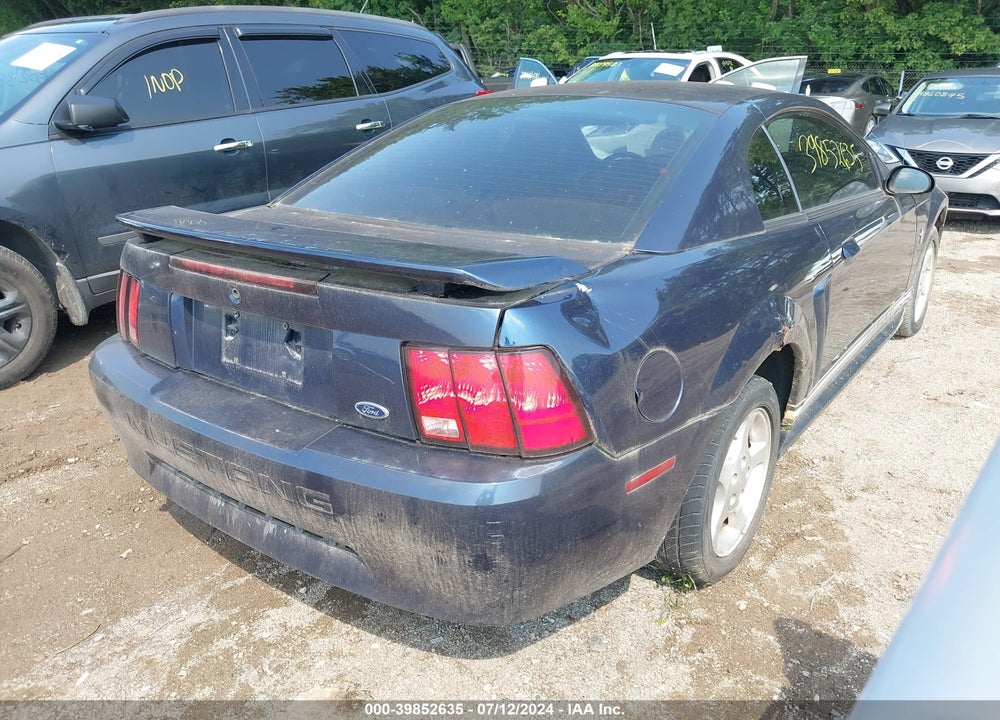 2001 FORD MUSTANG VIN: 1FAFP40421F104638
