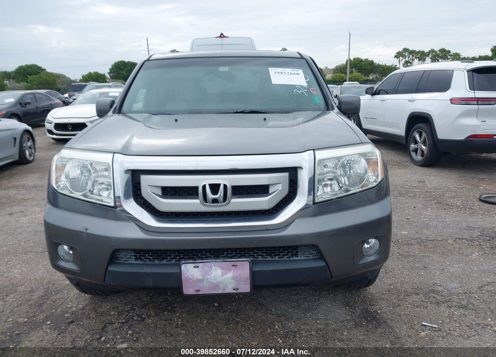 2011 HONDA PILOT EX-L VIN: 5FNYF3H50BB032910