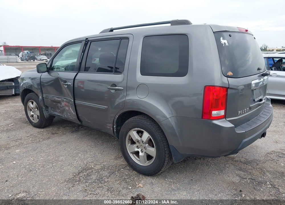 2011 HONDA PILOT EX-L VIN: 5FNYF3H50BB032910