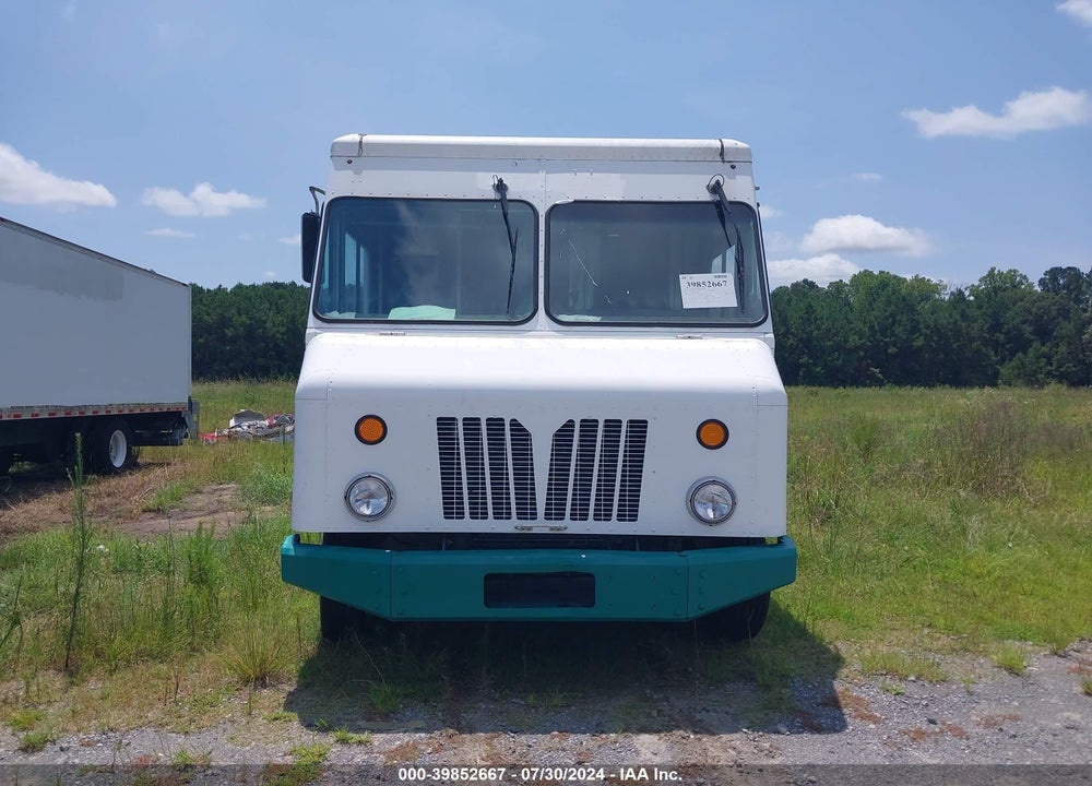 2013 FREIGHTLINER CHASSIS M LINE WALK-IN VAN VIN: 4UZAC2DV9DCFE5030