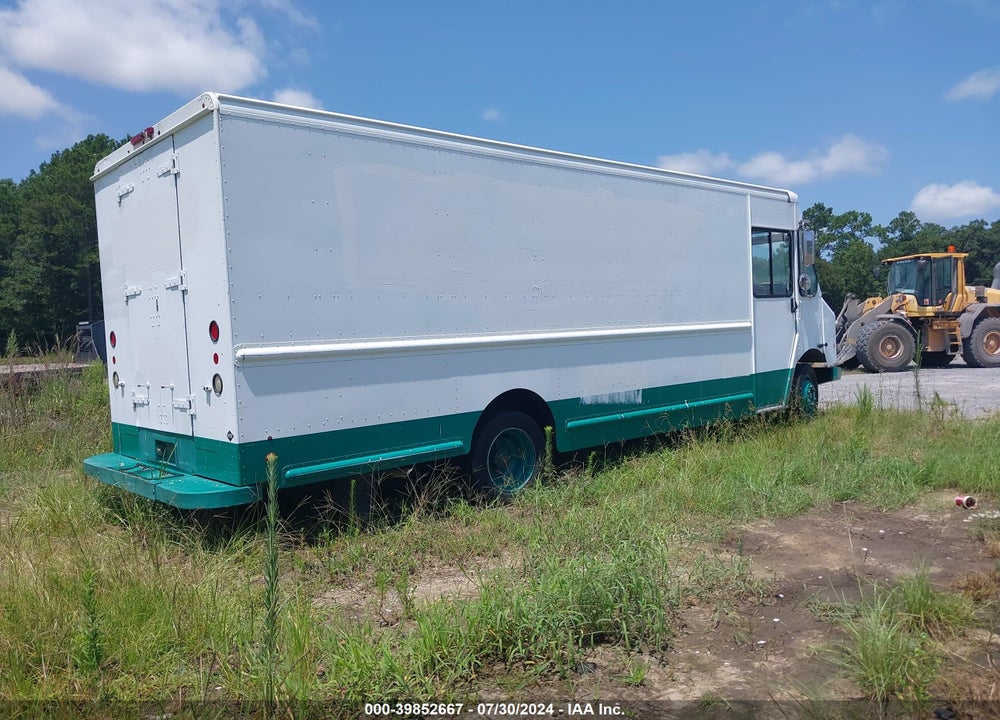 2013 FREIGHTLINER CHASSIS M LINE WALK-IN VAN VIN: 4UZAC2DV9DCFE5030