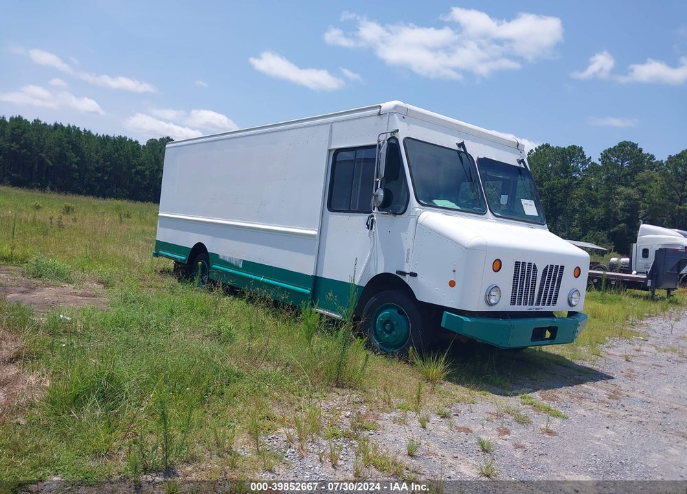 2013 FREIGHTLINER CHASSIS M LINE WALK-IN VAN VIN: 4UZAC2DV9DCFE5030