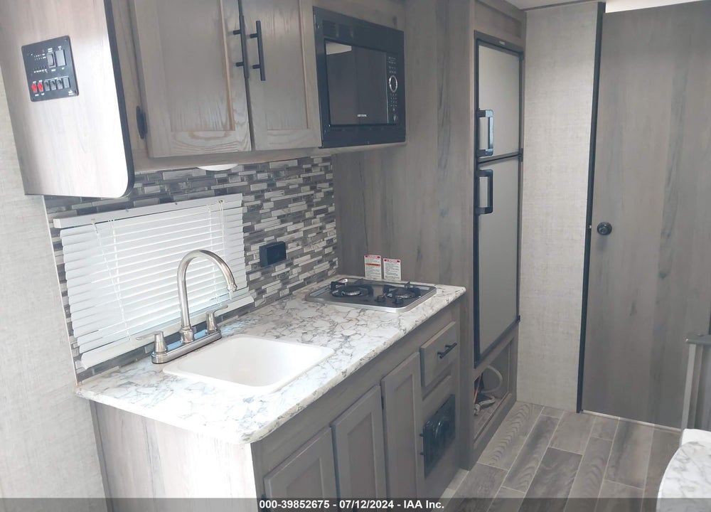 2021 GULFSTREAM 199DD VIN: 1NL1G2114M1142977