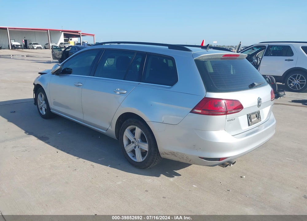 2015 VOLKSWAGEN GOLF SPORTWAGEN TDI S 4-DOOR VIN: 3VWCA7AU9FM517059