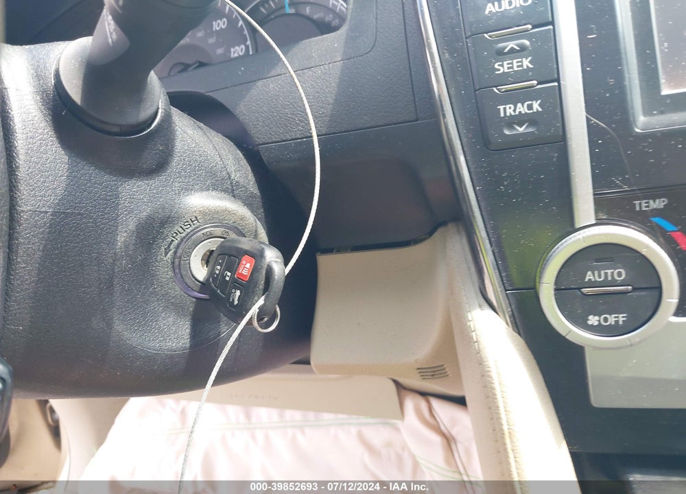 2012 TOYOTA CAMRY XLE VIN: 4T4BF1FK2CR207252