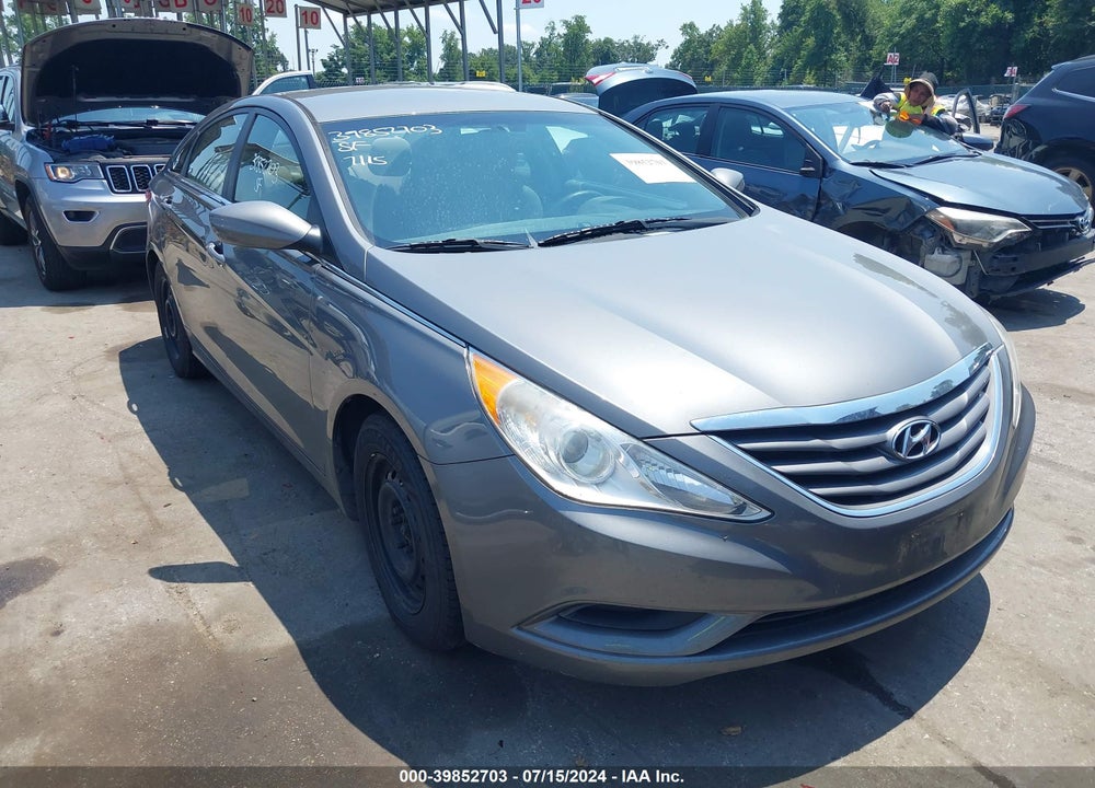 2013 HYUNDAI SONATA GLS VIN: 5NPEB4AC8DH548689