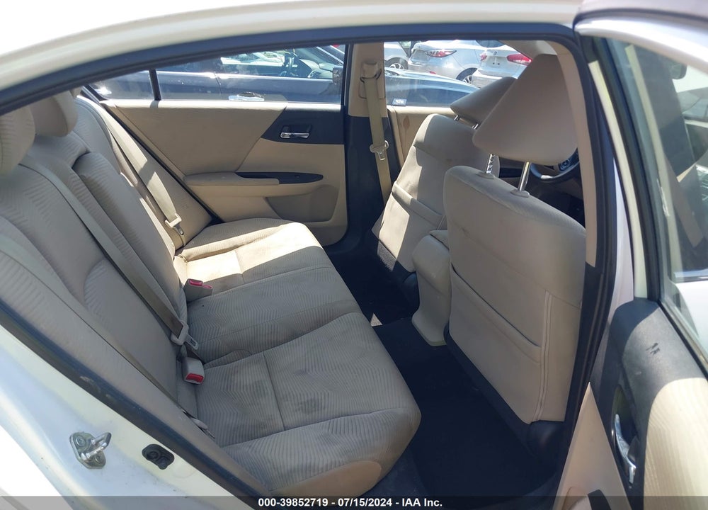 2015 HONDA ACCORD LX VIN: 1HGCR2F32FA177573