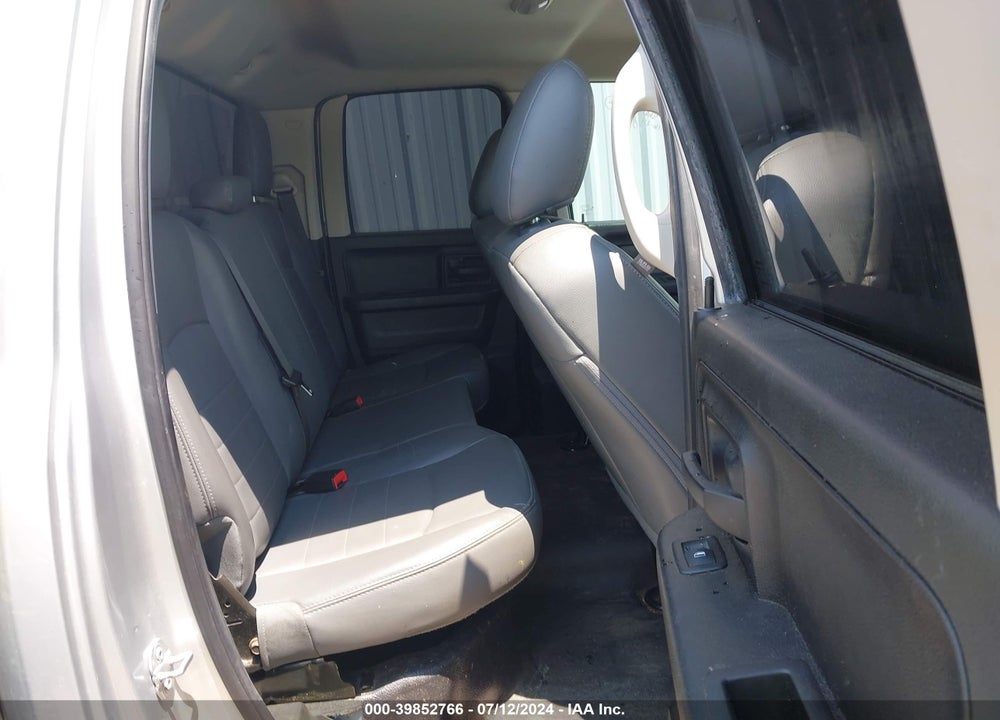 2019 RAM 1500 CLASSIC TRADESMAN QUAD CAB 4X2 6'4 BOX VIN: 1C6RR6FG0KS555565