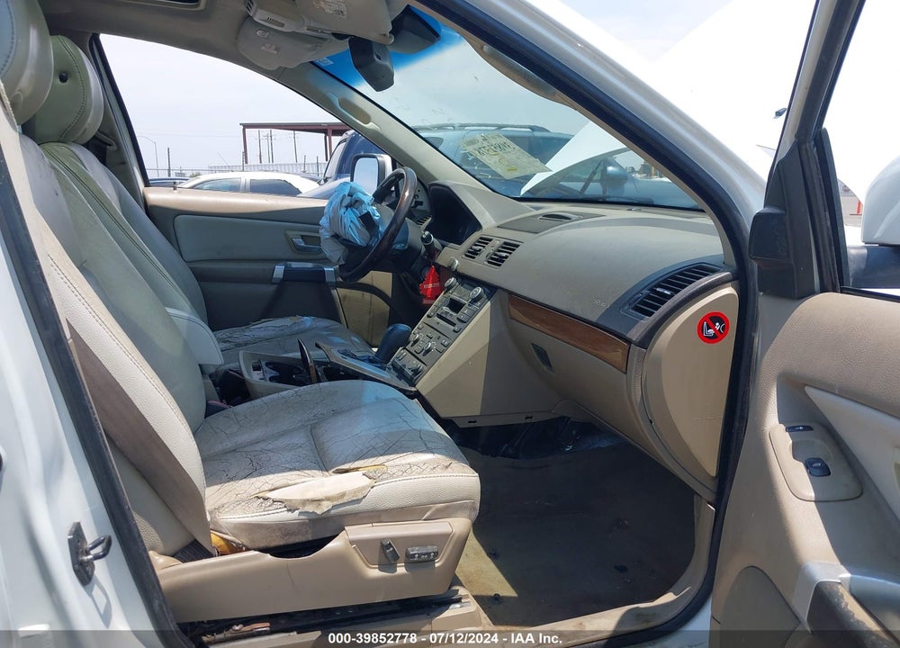 2008 VOLVO XC90 3.2 VIN: YV4CY982881421418