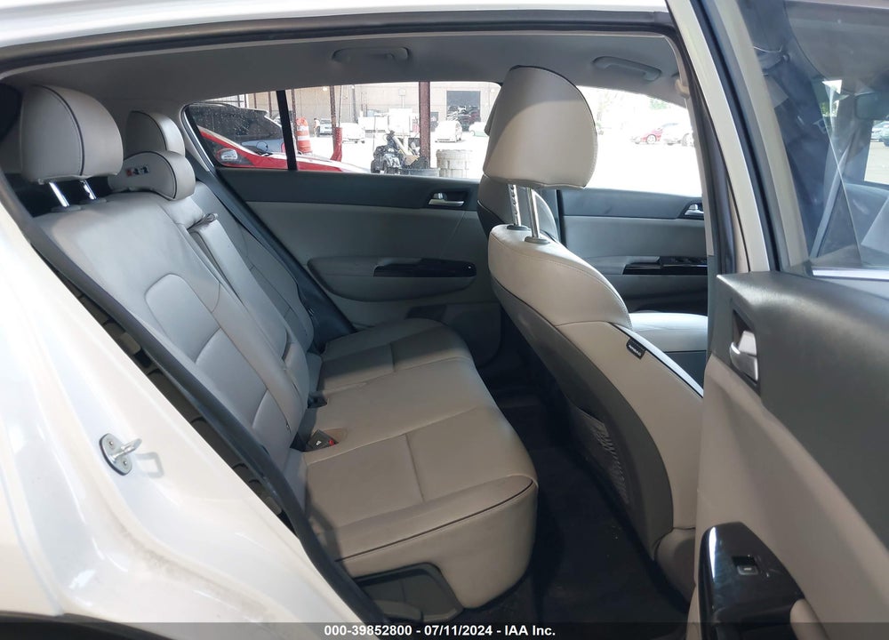 2018 KIA SPORTAGE EX VIN: KNDPNCACXJ7386333