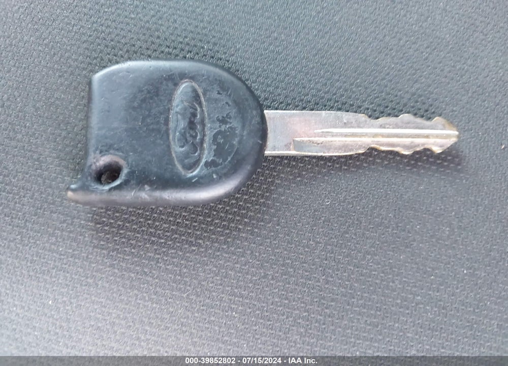 2009 FORD FOCUS SES VIN: 1FAHP36N39W226472