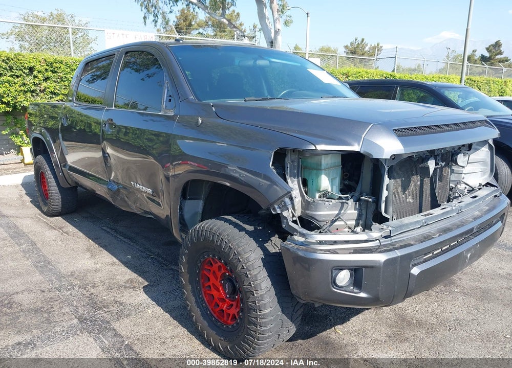 2017 TOYOTA TUNDRA SR5 4.6L V8 VIN: 5TFDM5F12HX069505