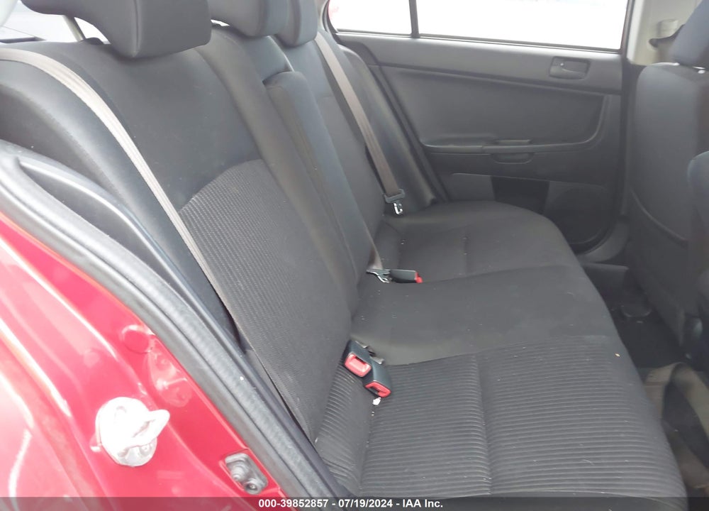 2015 MITSUBISHI LANCER ES VIN: JA32U2FU8FU025909