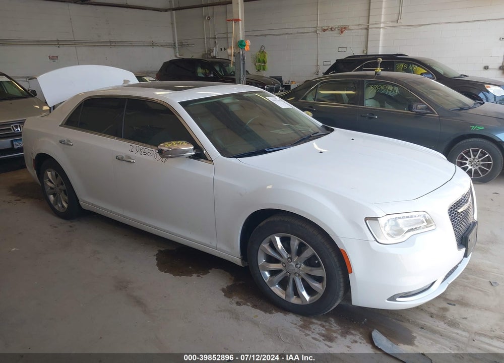 2019 CHRYSLER 300 LIMITED AWD VIN: 2C3CCAKG4KH595183