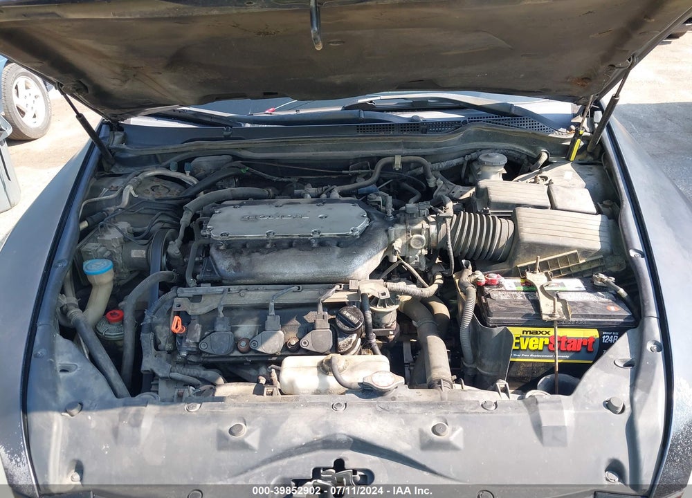 2003 HONDA ACCORD 3.0 EX VIN: 1HGCM66823A048925