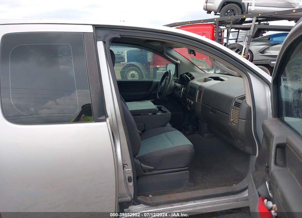 2006 NISSAN TITAN XE VIN: 1N6BA06A86N551887