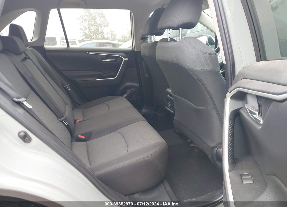 2020 TOYOTA RAV4 XLE VIN: 2T3W1RFV6LW071766