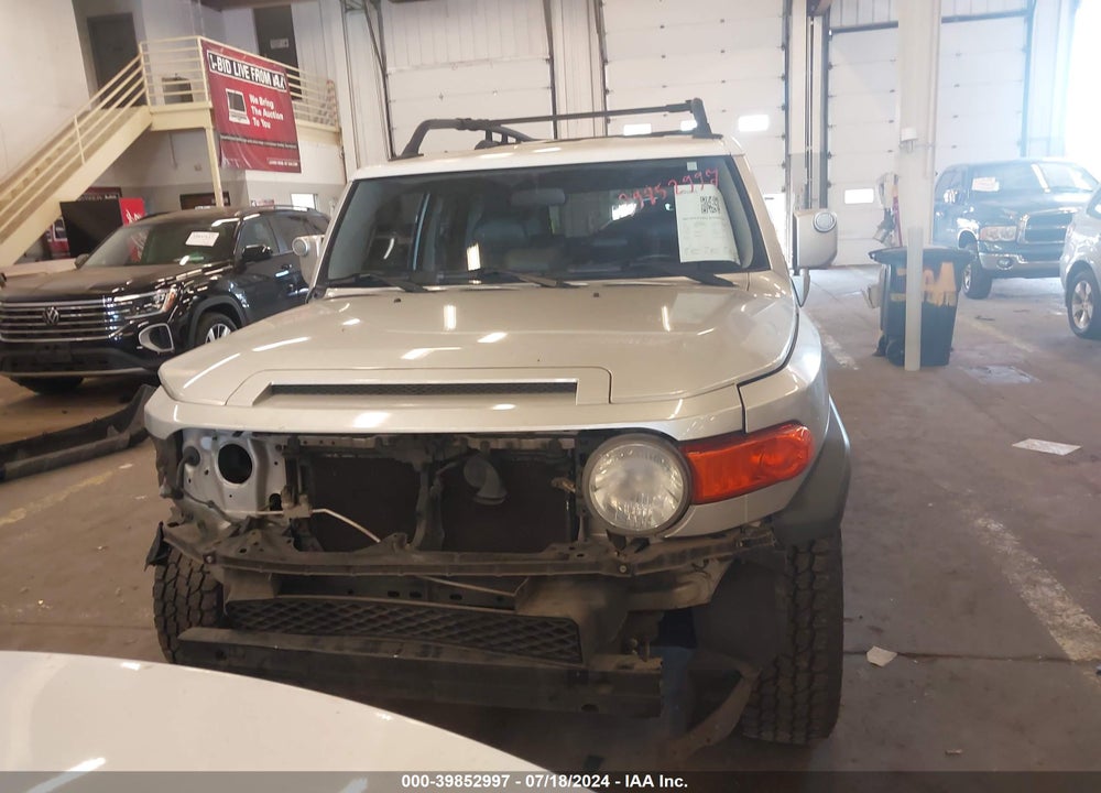 2007 TOYOTA FJ CRUISER VIN: JTEBU11F370044280